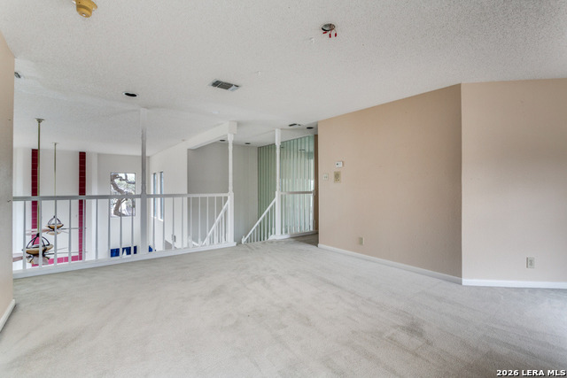 Image 22 of 34 For 3915 Creek Point