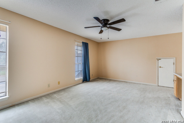 Image 23 of 34 For 3915 Creek Point