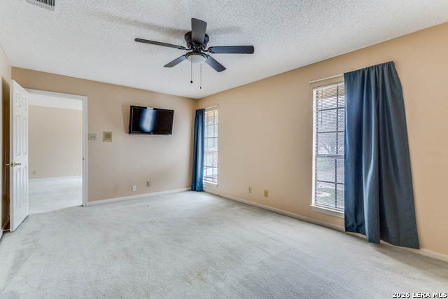 Image 24 of 34 For 3915 Creek Point