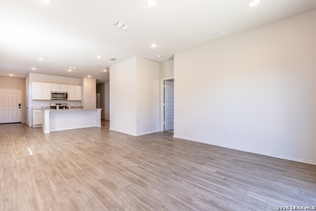 Image 10 of 31 For 5823 Hematite Rim