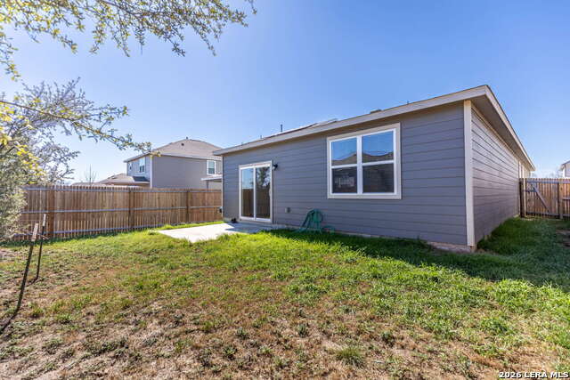 Image 29 of 31 For 5823 Hematite Rim