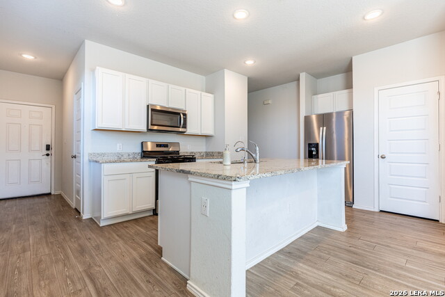 Image 5 of 31 For 5823 Hematite Rim