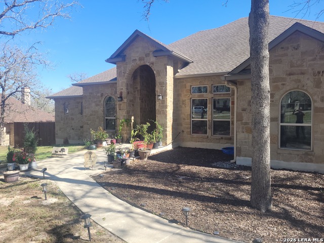 Details for 218 Champions Blvd, La Vernia, TX 78121