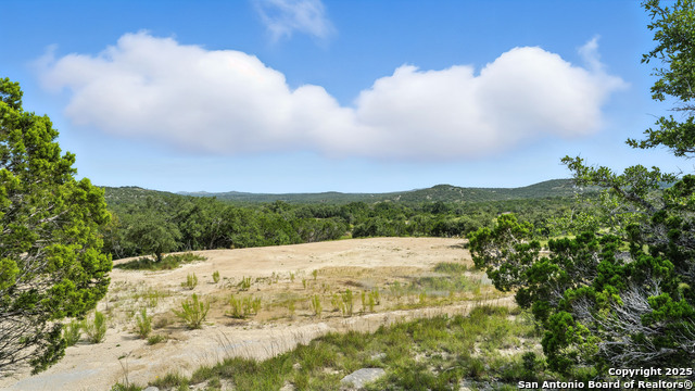 Image 14 of 25 For 340 Starview Cv W