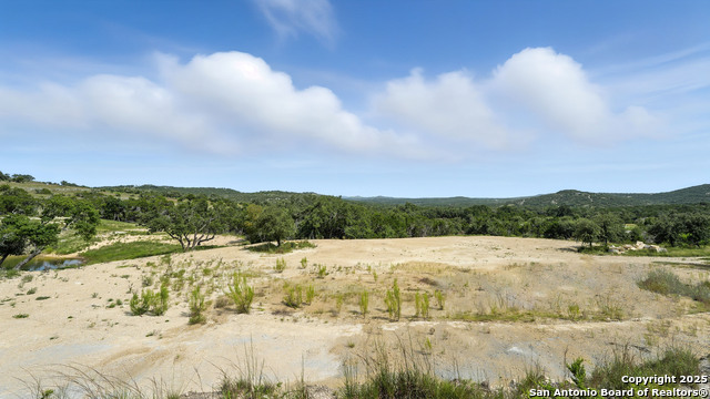 Image 15 of 25 For 340 Starview Cv W