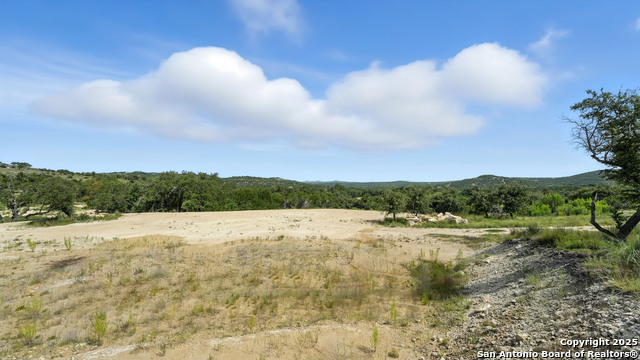 Image 16 of 25 For 340 Starview Cv W