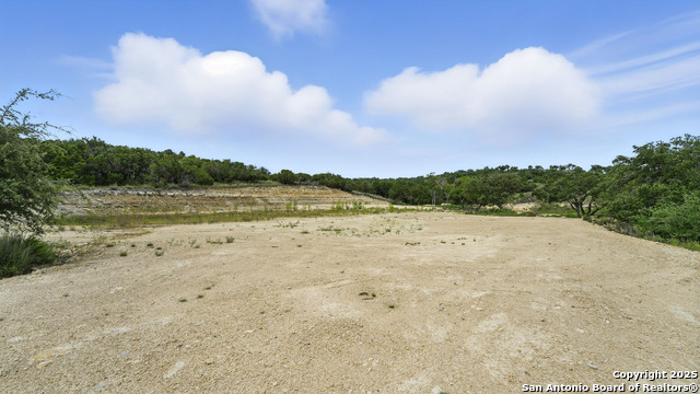 Image 20 of 25 For 340 Starview Cv W