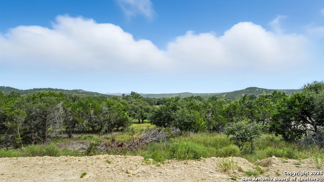 Image 23 of 25 For 340 Starview Cv W