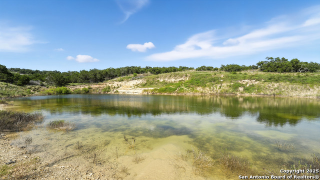 Image 7 of 25 For 340 Starview Cv W