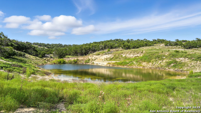 Image 8 of 25 For 340 Starview Cv W