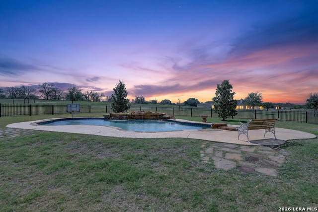 Image 13 of 40 For 121 Abrego Mount