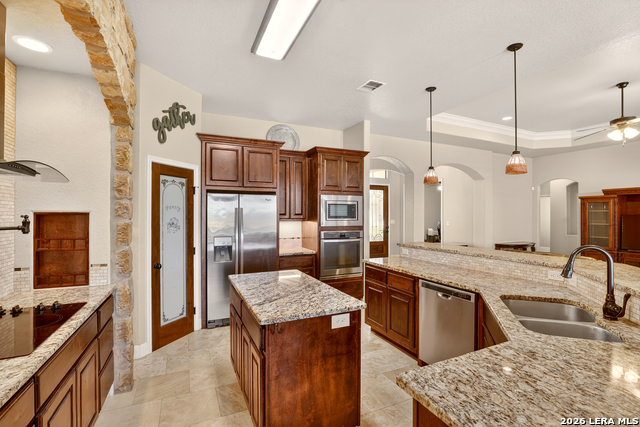 Image 27 of 40 For 121 Abrego Mount