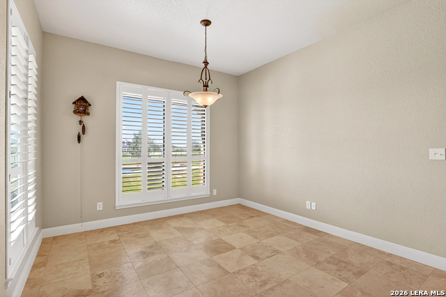 Image 29 of 40 For 121 Abrego Mount