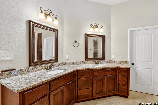 Image 32 of 40 For 121 Abrego Mount