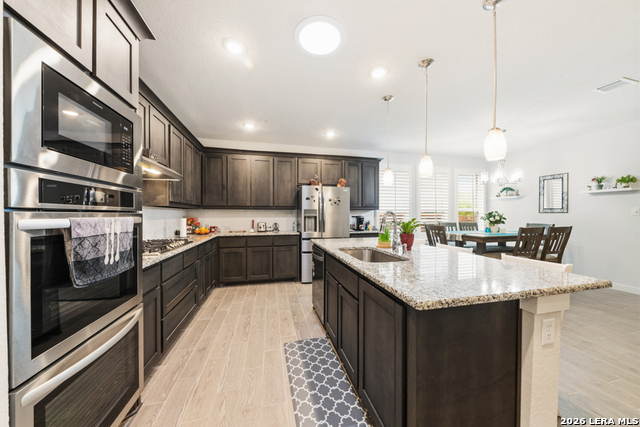 Image 11 of 33 For 825 Pader  