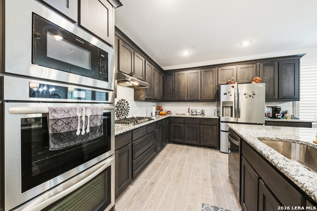 Image 12 of 33 For 825 Pader  