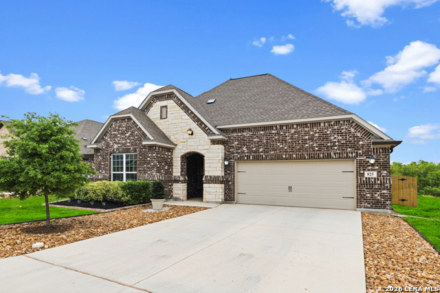 Image 2 of 33 For 825 Pader  