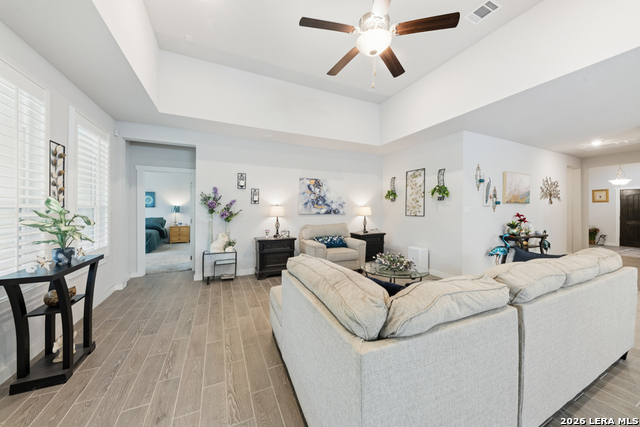 Image 6 of 33 For 825 Pader  