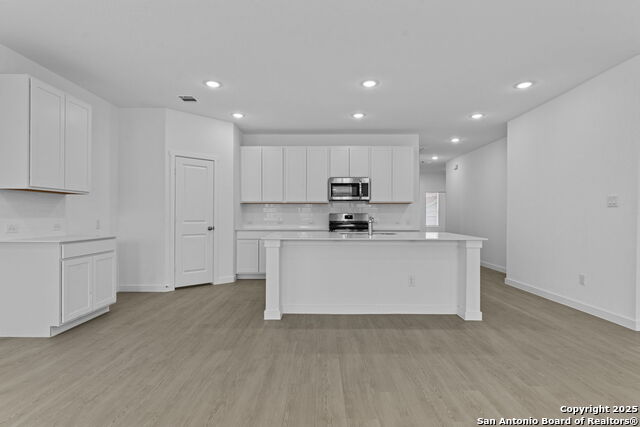 Image 12 of 21 For 473 Wolf Crest Blvd