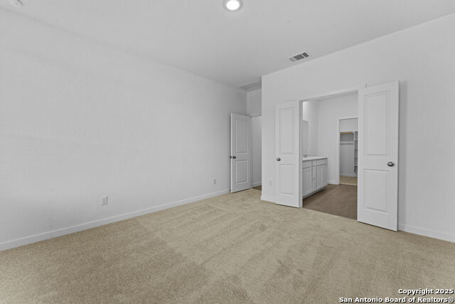 Image 17 of 21 For 473 Wolf Crest Blvd