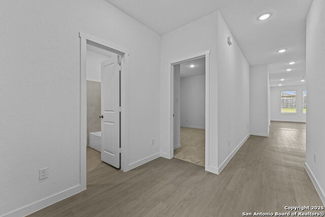 Image 2 of 21 For 473 Wolf Crest Blvd