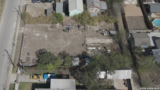 Image 4 of 8 For 810 Sherman  