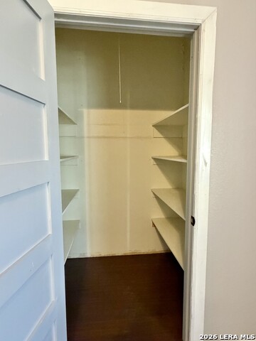 Image 13 of 17 For 170 De Chantle  107