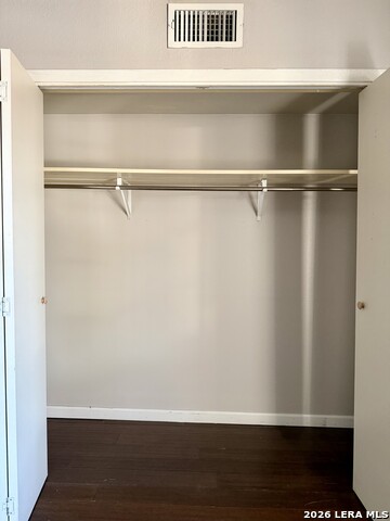 Image 14 of 17 For 170 De Chantle  107