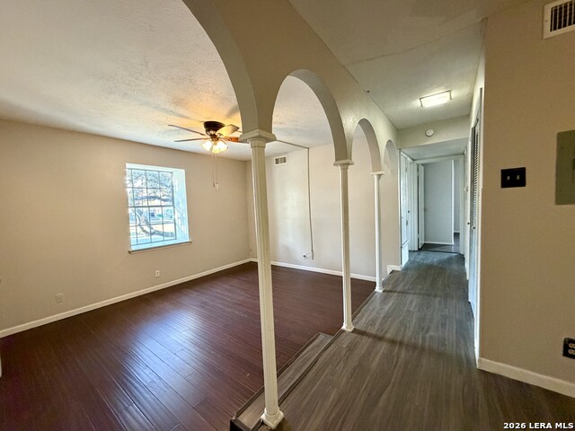 Image 5 of 17 For 170 De Chantle  107