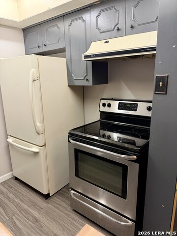 Image 8 of 17 For 170 De Chantle  107