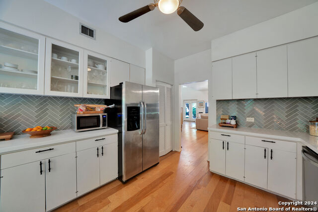 Image 24 of 38 For 138 Chichester