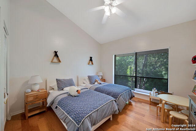 Image 28 of 38 For 138 Chichester