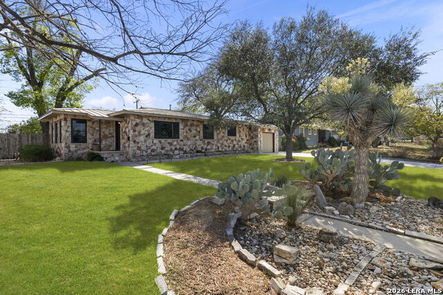 Image 2 of 28 For 114 Blakeley Dr