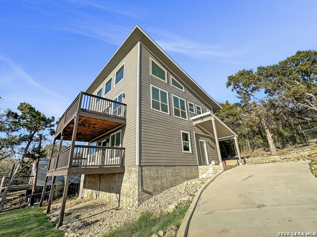 Image 2 of 24 For 2292 Waterfront Park