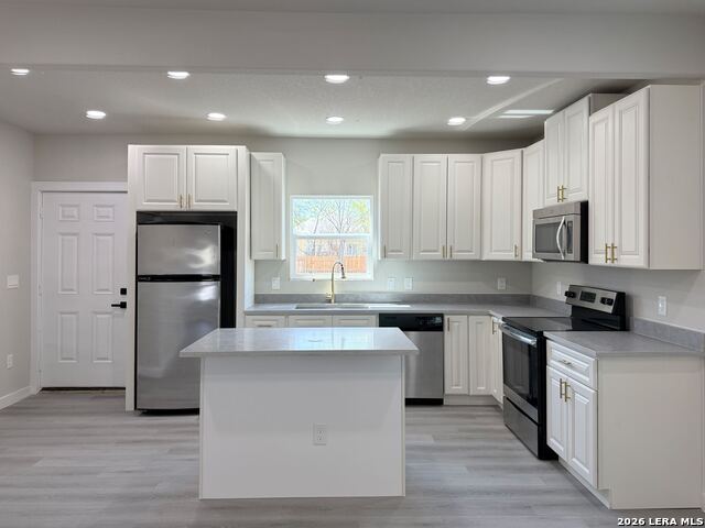 Listing photo id 10 for 1822 Monterey