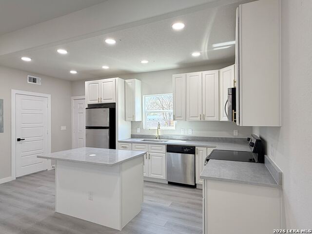 Listing photo id 11 for 1822 Monterey