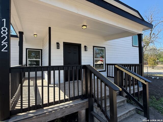 Listing photo id 2 for 1822 Monterey