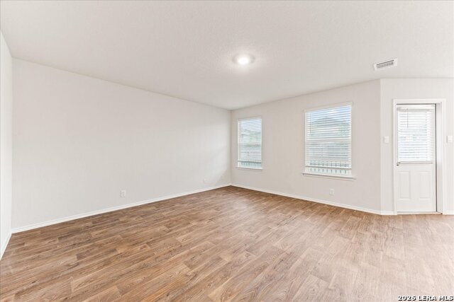 Image 5 of 29 For 1149 Barn Swallow Way