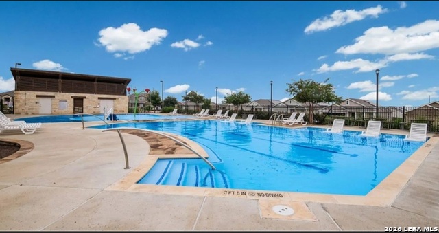 Image 17 of 18 For 2810 Calandra Lark
