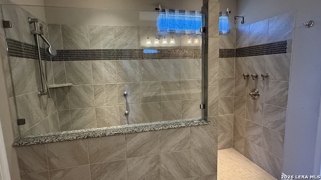 Image 35 of 49 For 13017 River Station