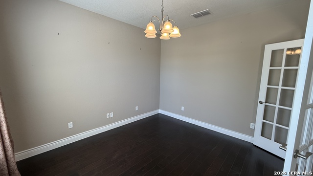 Image 9 of 49 For 13017 River Station