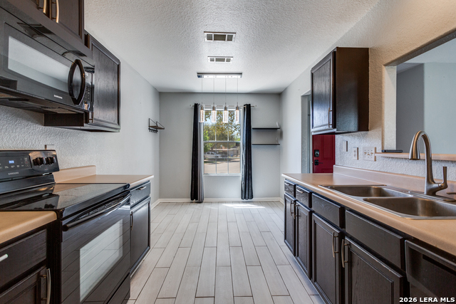 Image 10 of 25 For 9103 Tezel Landing