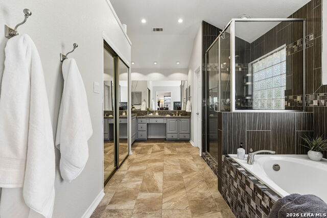 Image 32 of 75 For 2515 Slickrock Way