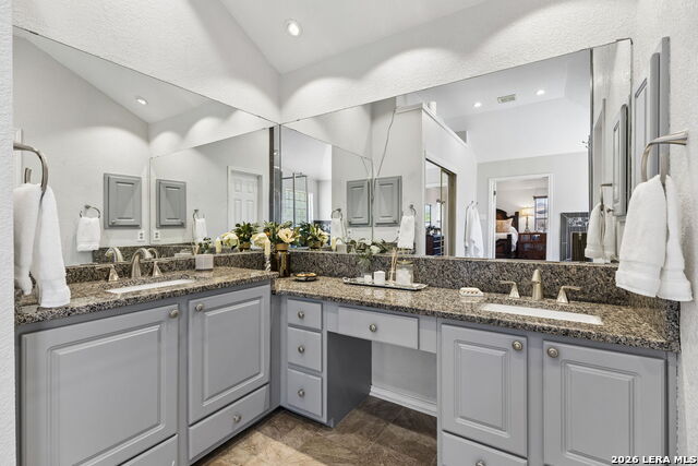 Image 33 of 75 For 2515 Slickrock Way