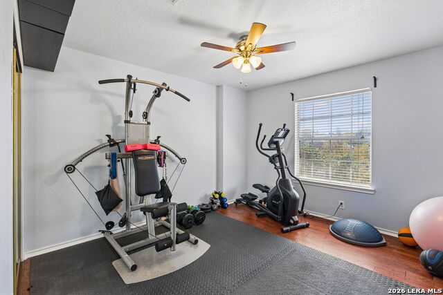 Image 43 of 75 For 2515 Slickrock Way