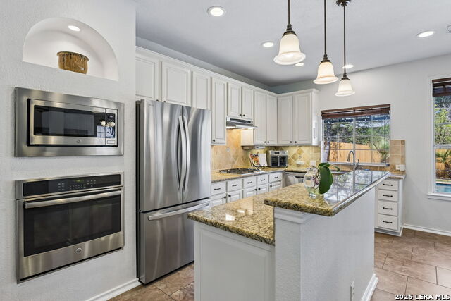 Image 5 of 75 For 2515 Slickrock Way