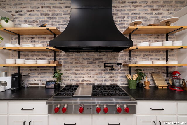 Image 23 of 53 For 9843 Midsomer Pl