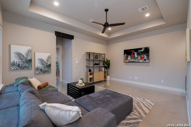 Image 24 of 53 For 9843 Midsomer Pl