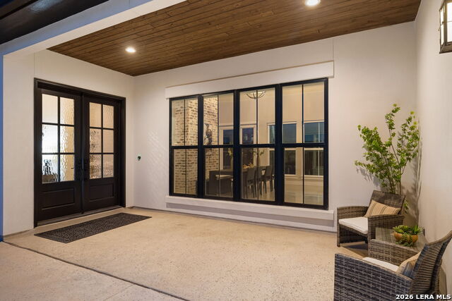 Image 4 of 53 For 9843 Midsomer Pl