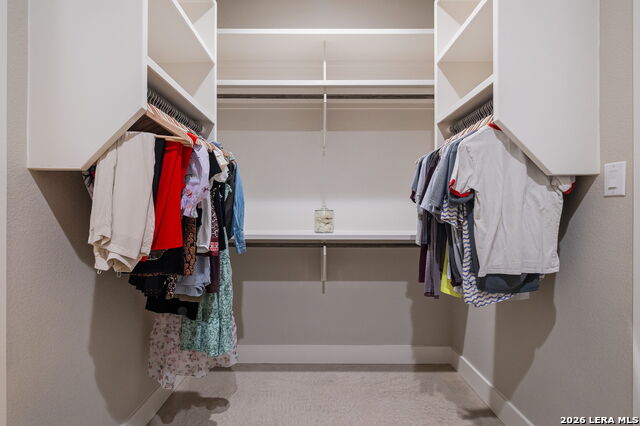 Image 40 of 53 For 9843 Midsomer Pl